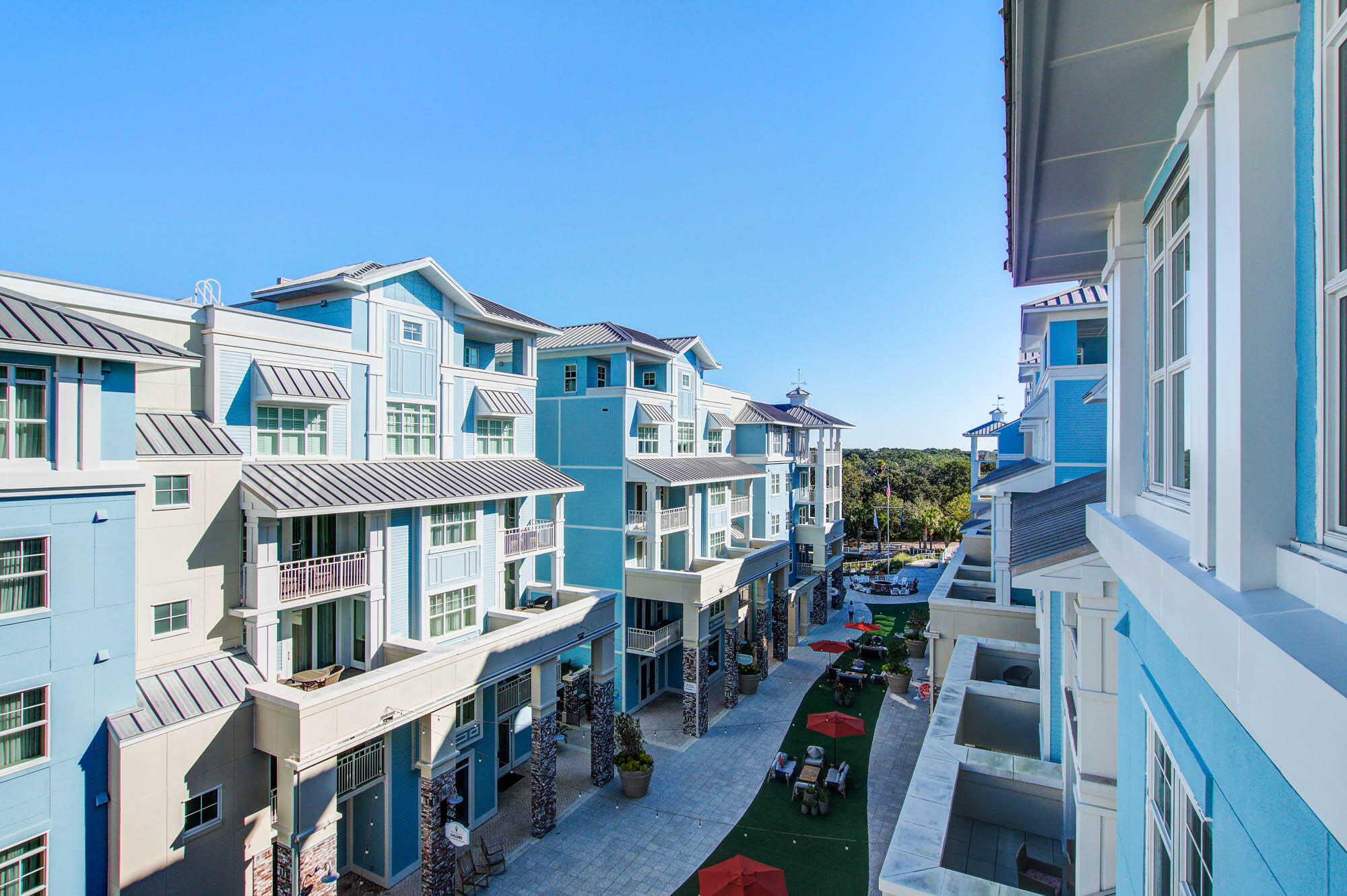 5802 Palmetto Drive Unit: B-502