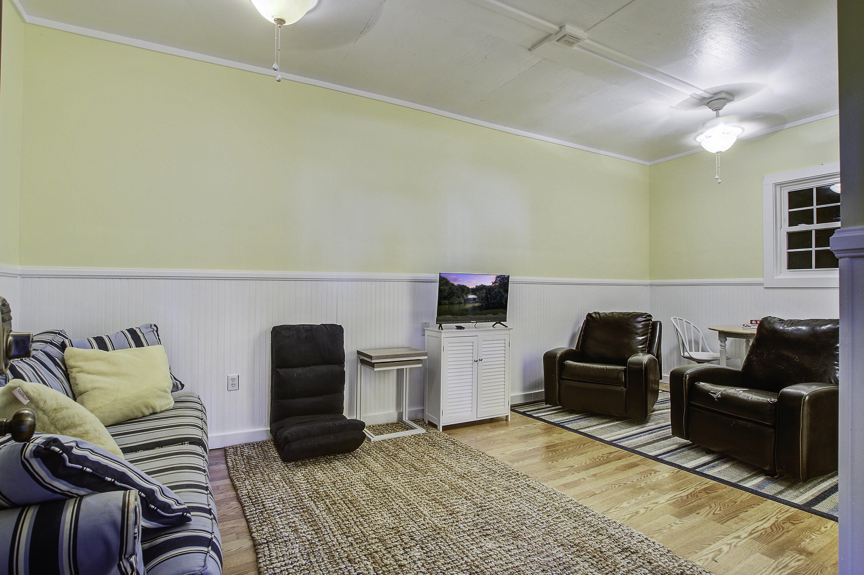 26 Twin Oaks Lane