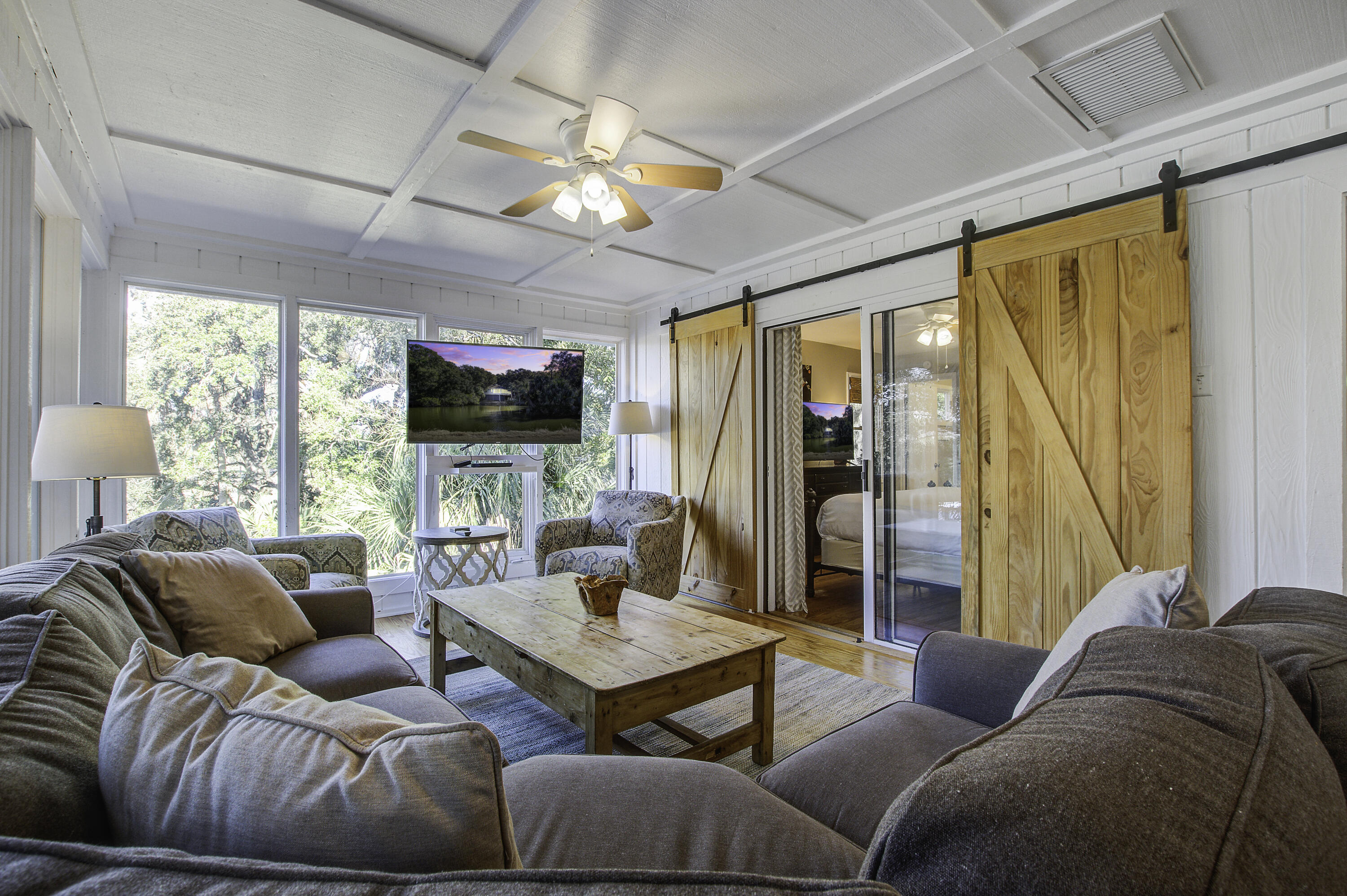 26 Twin Oaks Lane