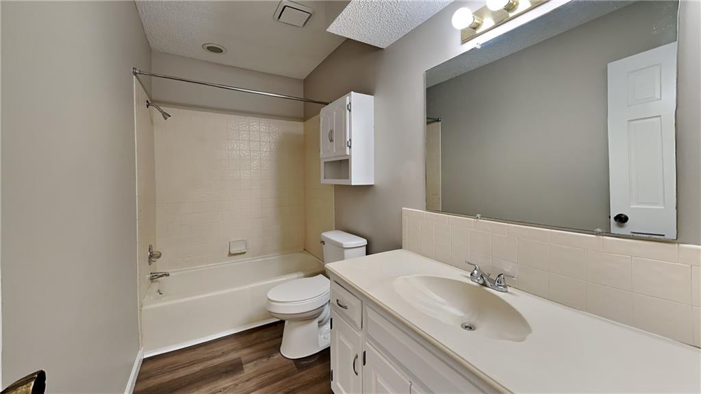 9817 Betsy Ross Lane