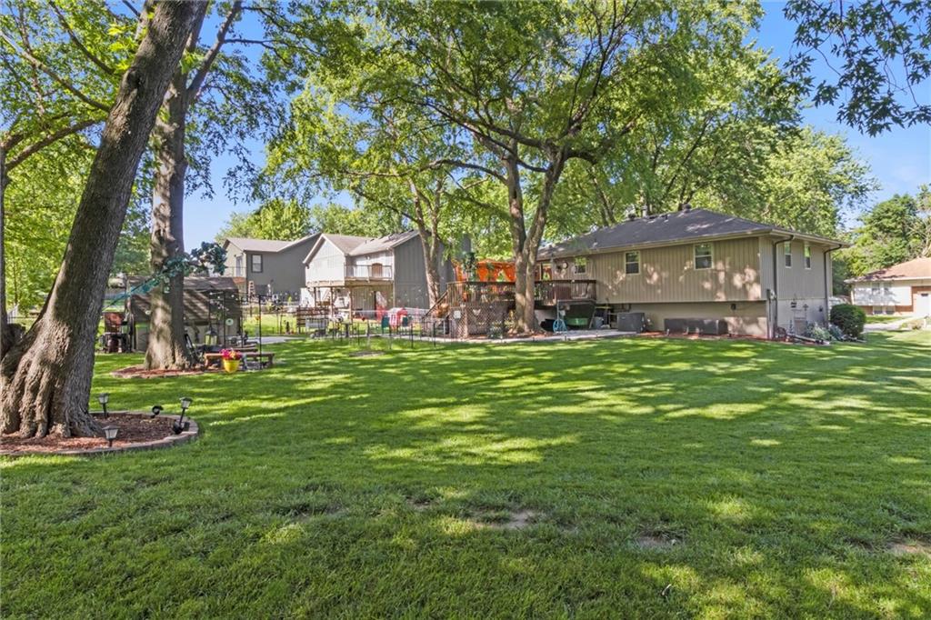 11015 N Harrison Street