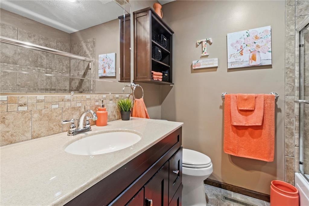 11015 N Harrison Street