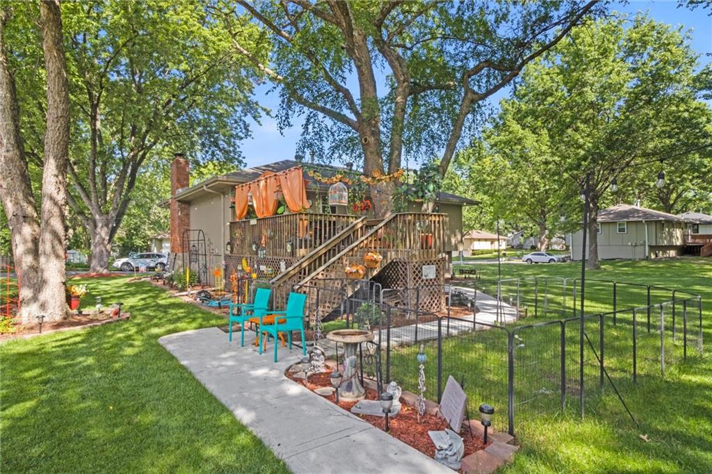 11015 N Harrison Street