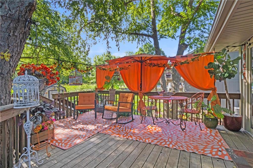 11015 N Harrison Street