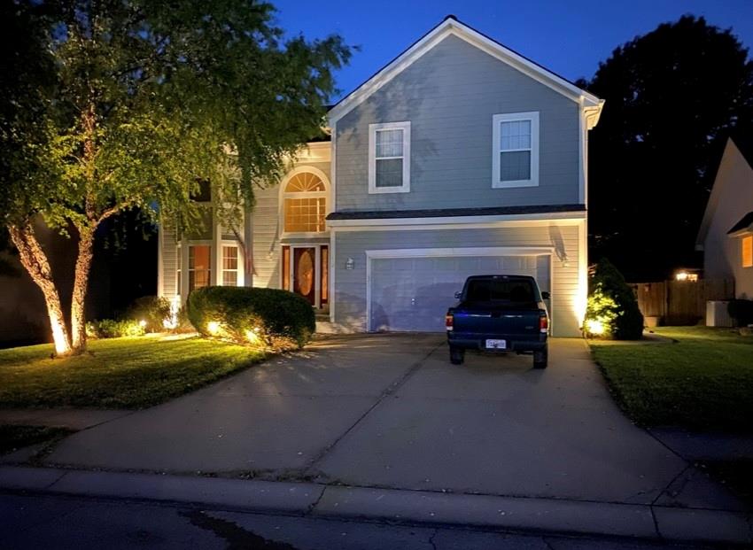 110 Lamplighter Lane