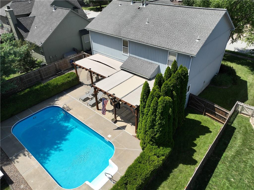 110 Lamplighter Lane