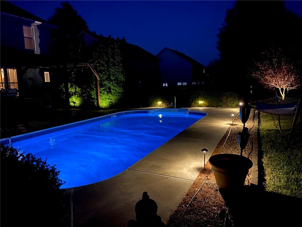 110 Lamplighter Lane