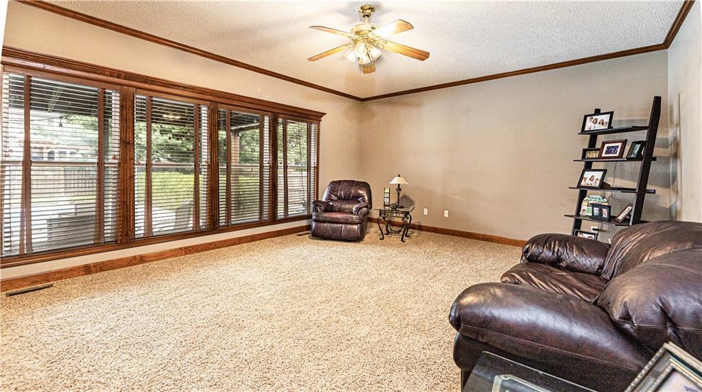 110 Lamplighter Lane