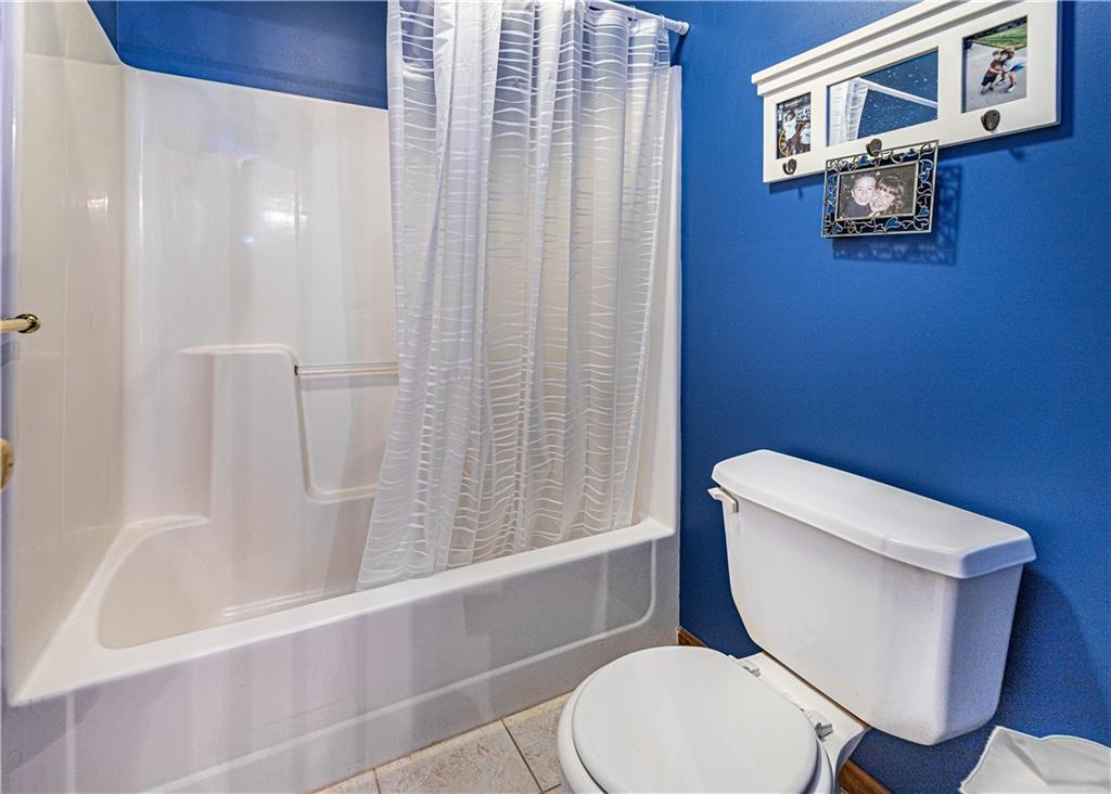 110 Lamplighter Lane