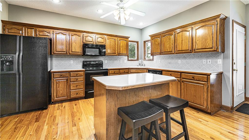 110 Lamplighter Lane