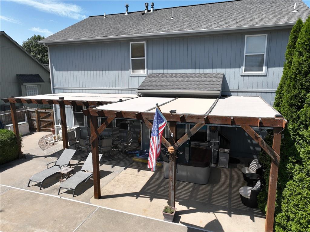 110 Lamplighter Lane