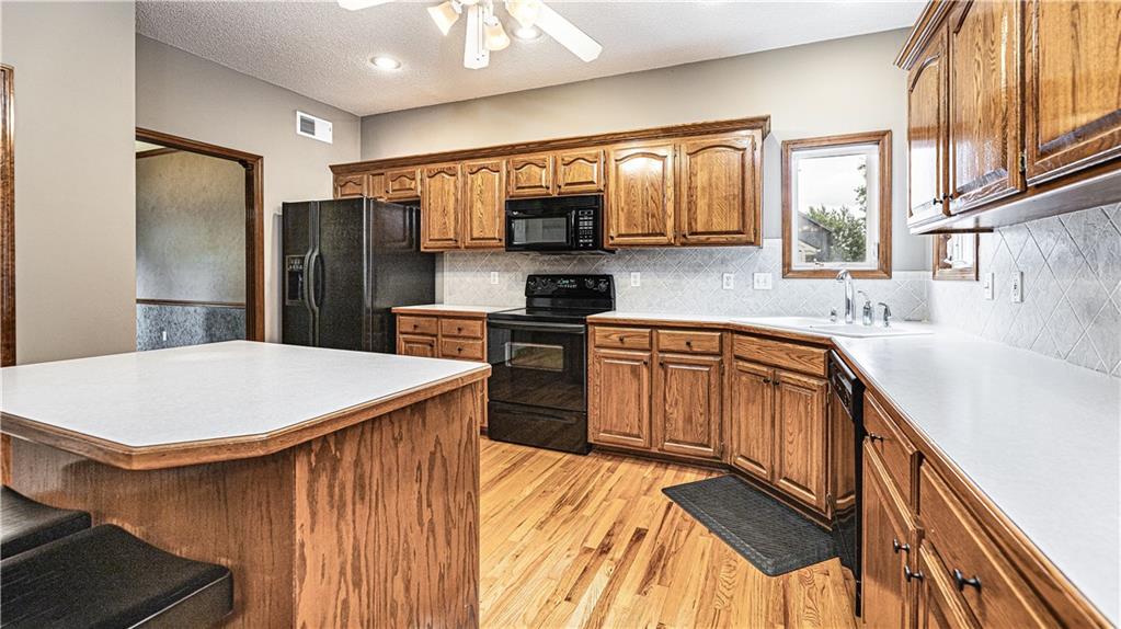 110 Lamplighter Lane