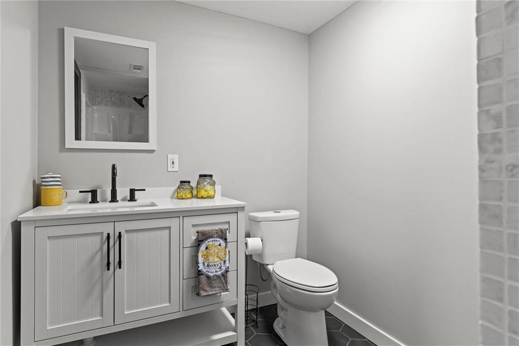 11504 N Cherry Street