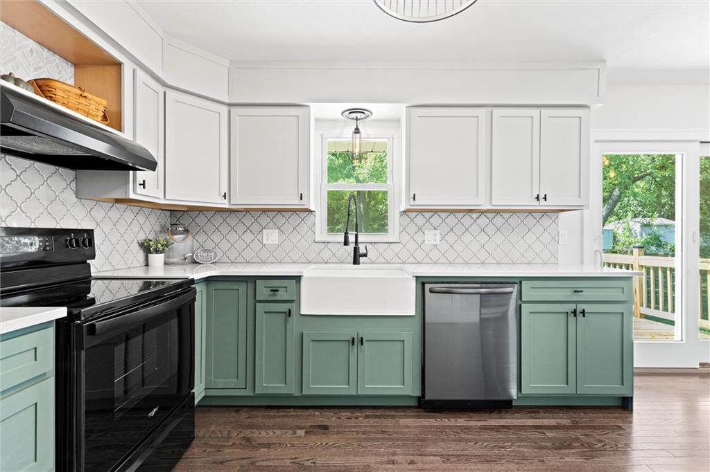 11504 N Cherry Street