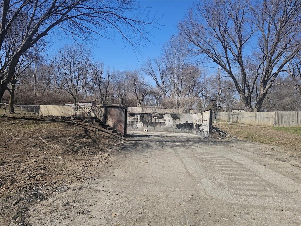 11506 N Cherry Street