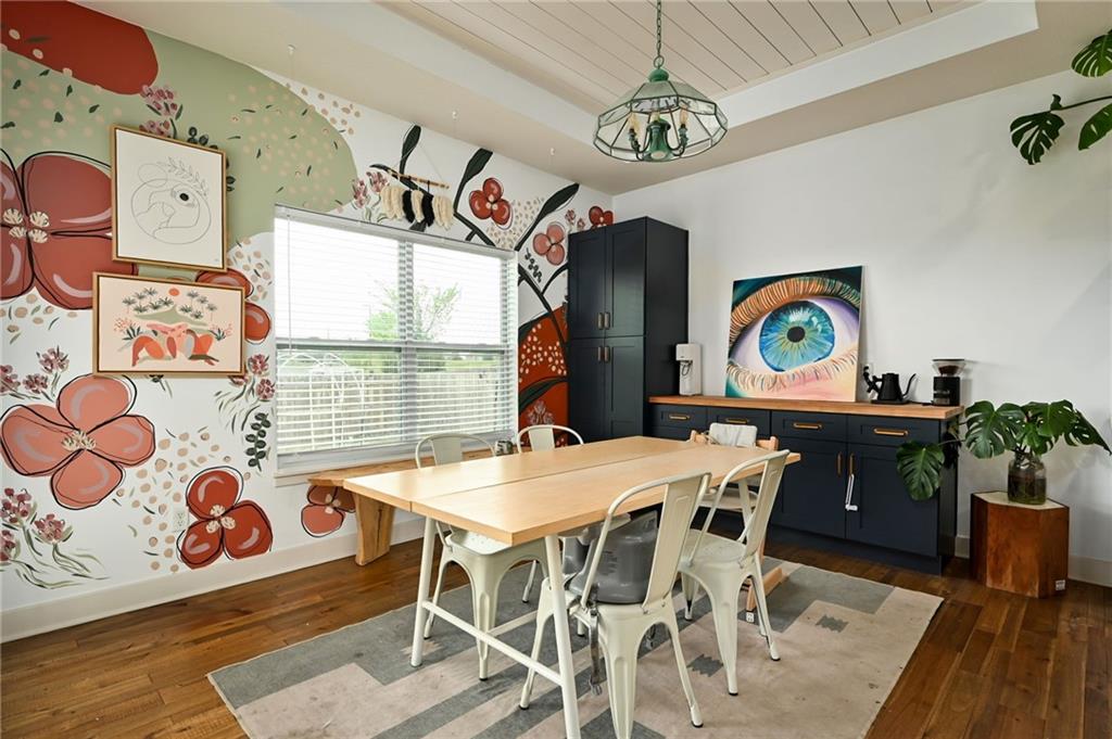 11241 N Bristol Avenue