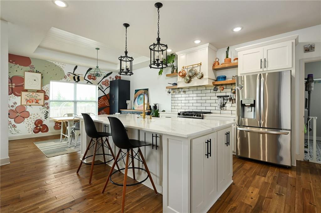 11241 N Bristol Avenue