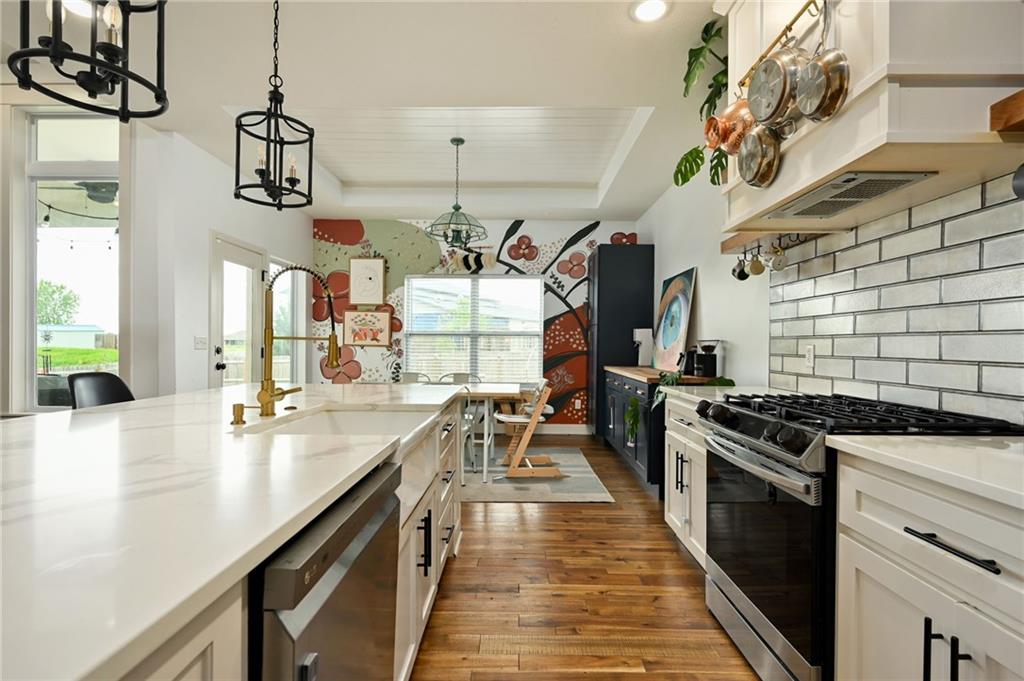 11241 N Bristol Avenue