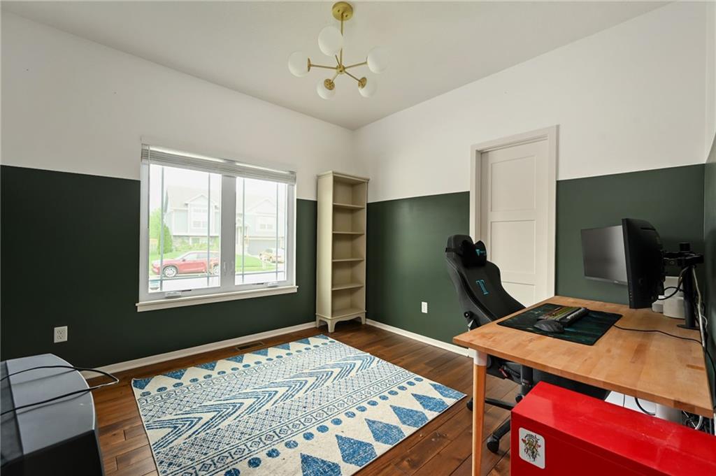 11241 N Bristol Avenue