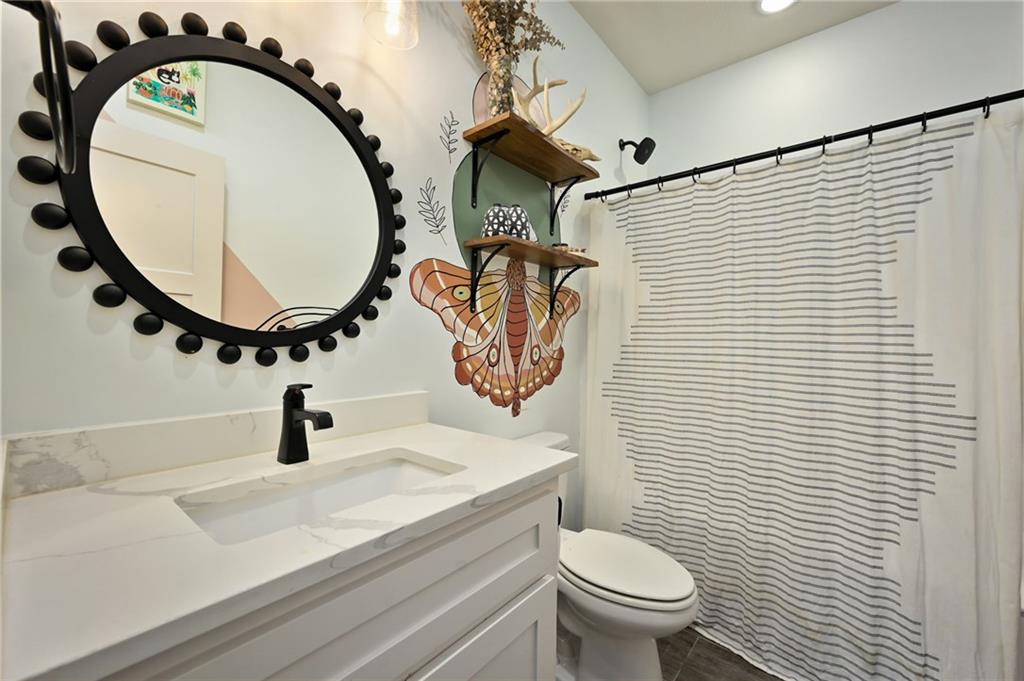 11241 N Bristol Avenue