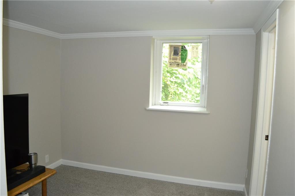 2716 N Walrond Avenue