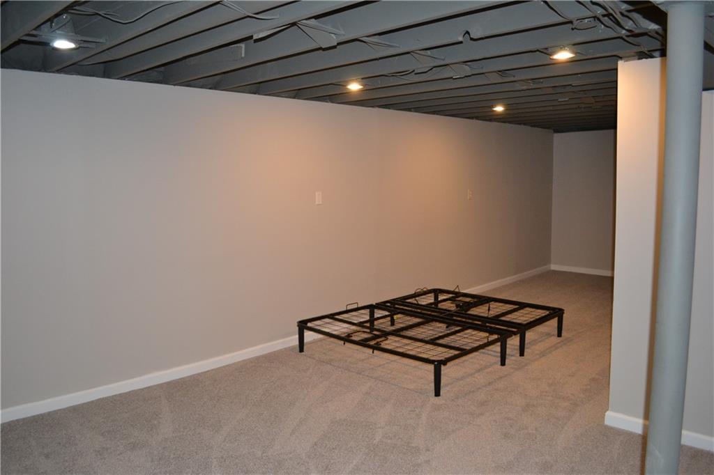 2716 N Walrond Avenue