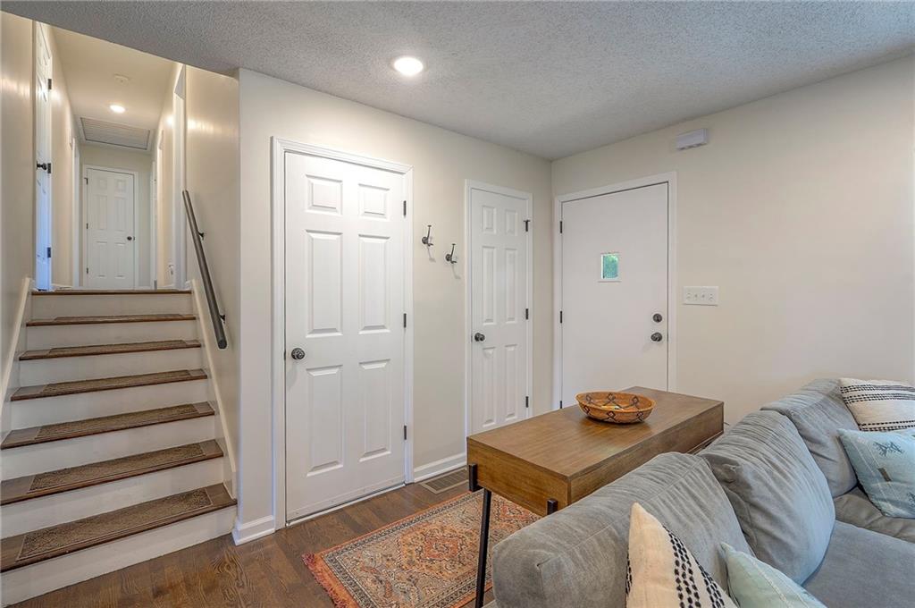 1605 NE Northaven Drive