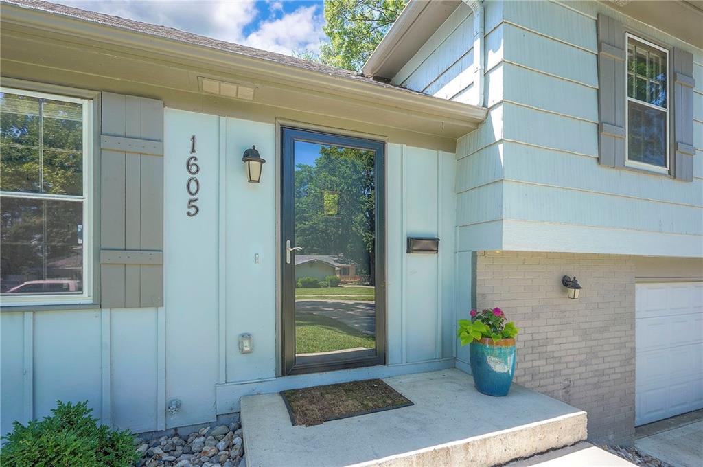 1605 NE Northaven Drive