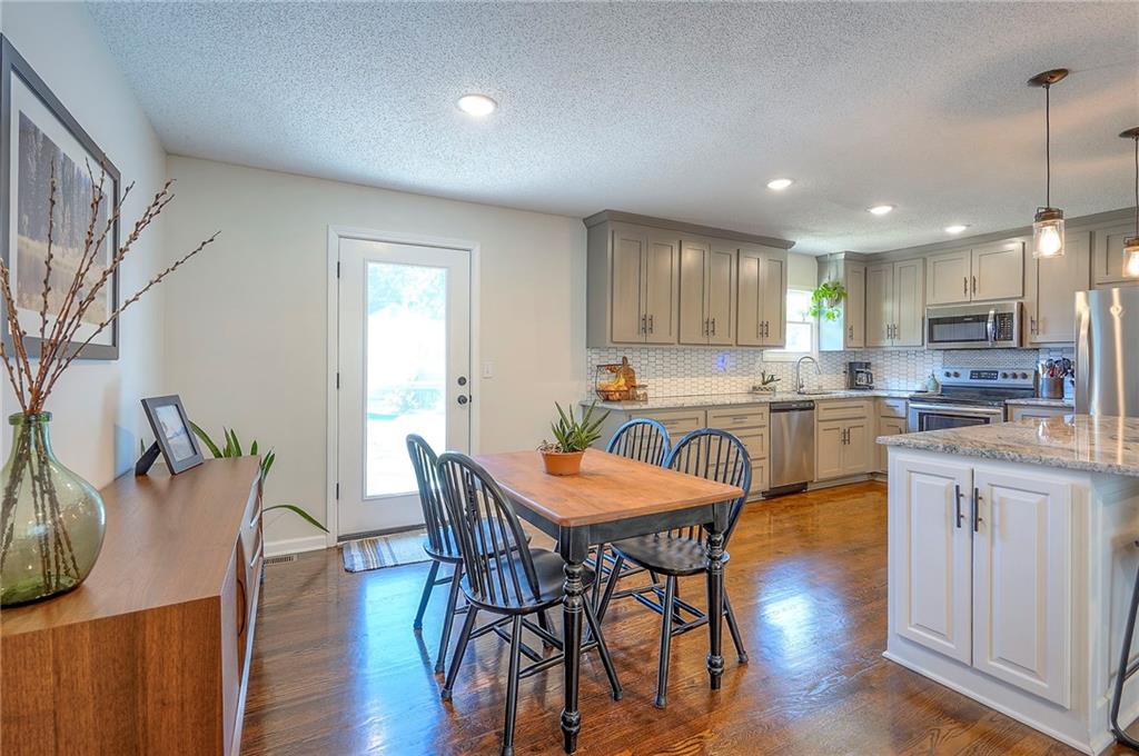 1605 NE Northaven Drive