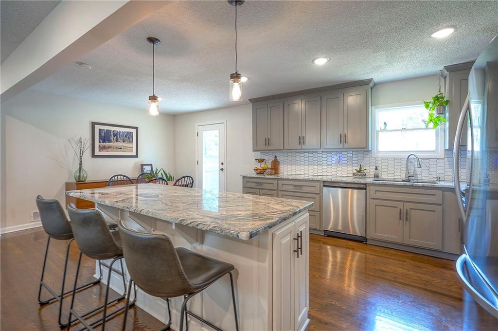 1605 NE Northaven Drive