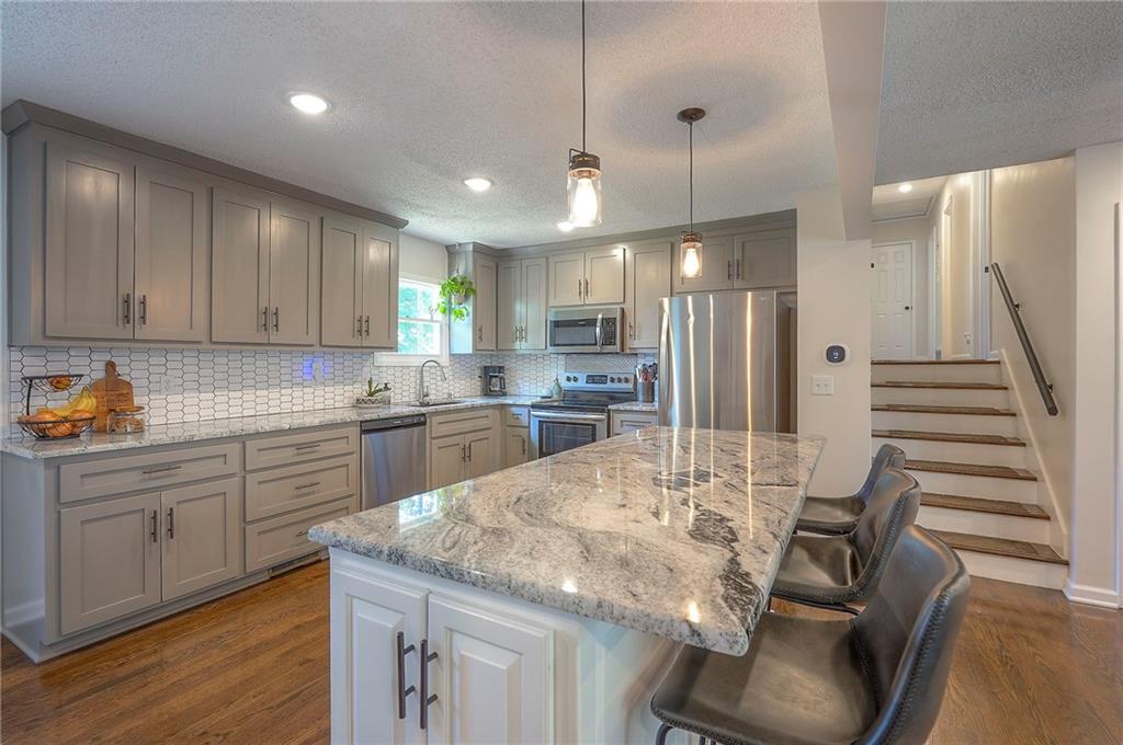 1605 NE Northaven Drive