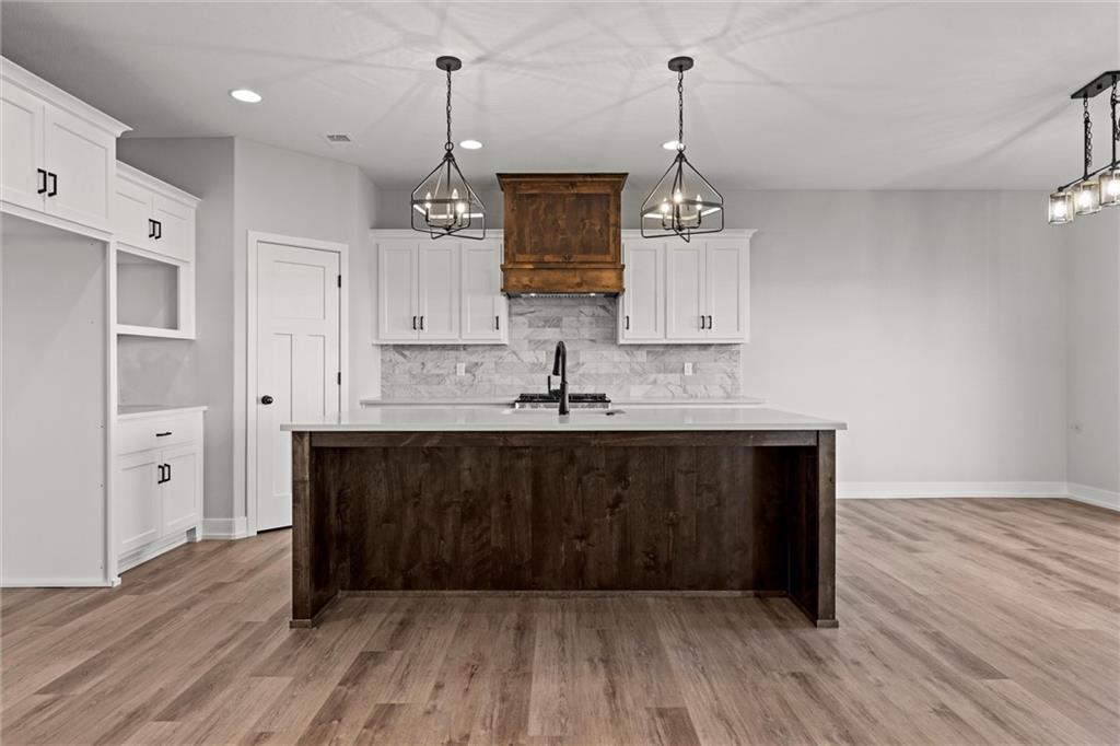 9418 N Harden Avenue