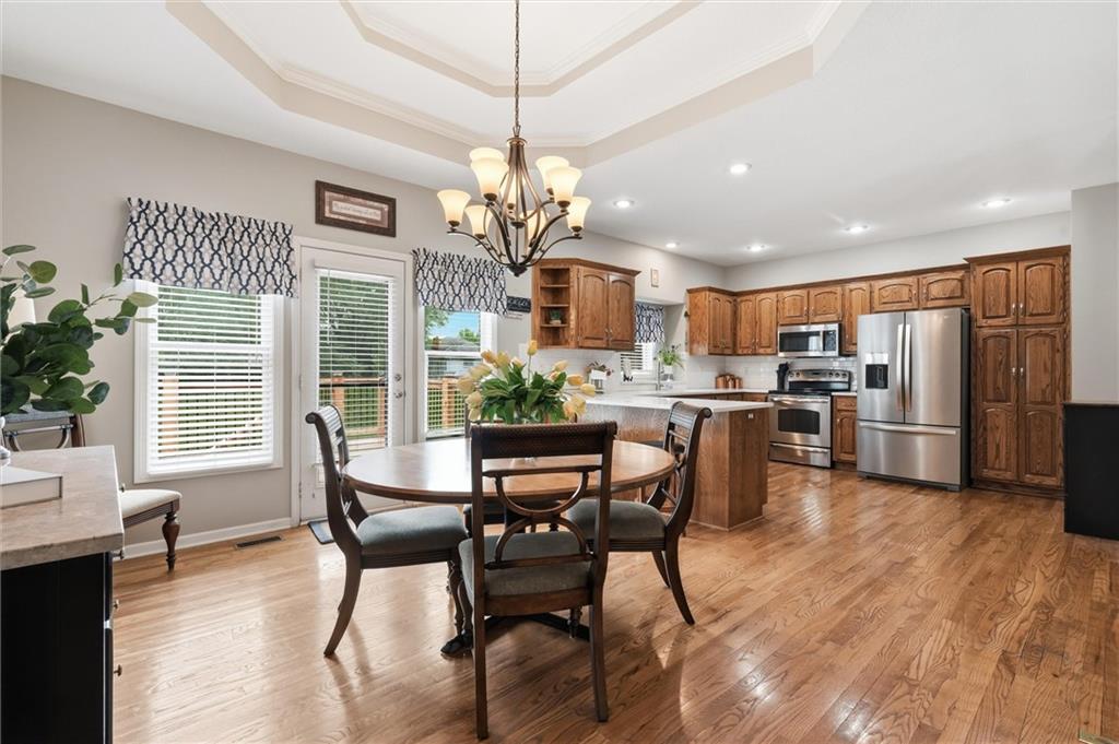 905 NE 100th Court