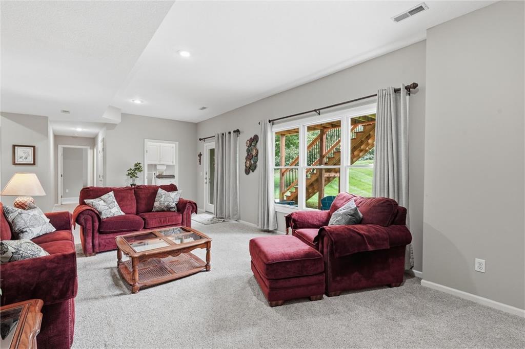 905 NE 100th Court