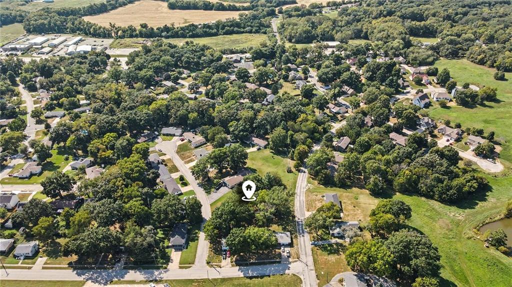 00 Maple Drive