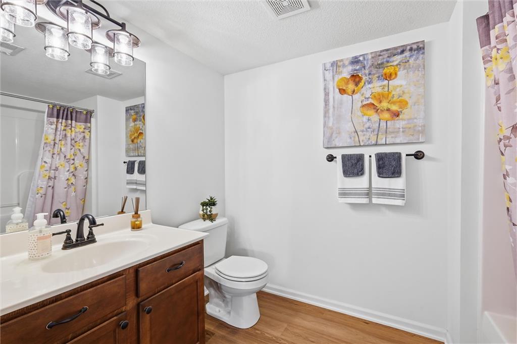 5610 NE 80th Terrace Unit: 2B