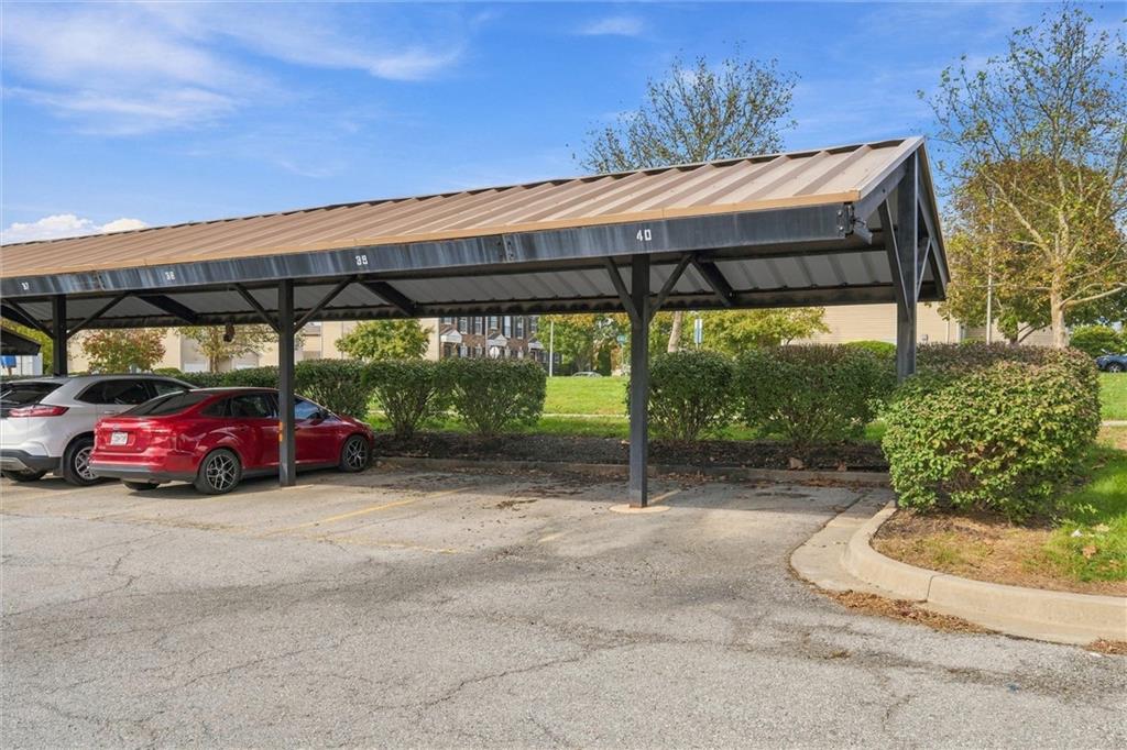 5610 NE 80th Terrace Unit: 2B