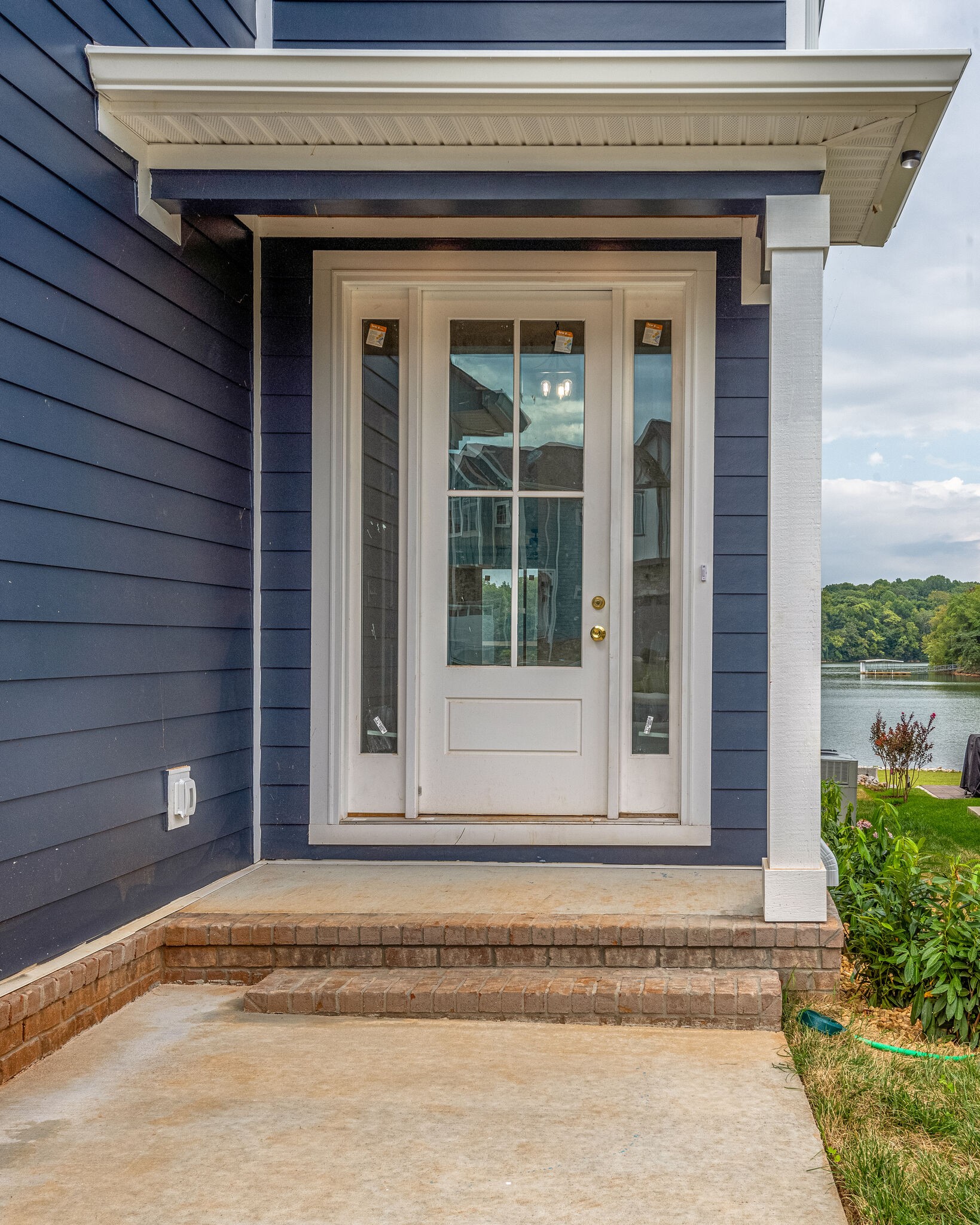 96 Barefoot Way