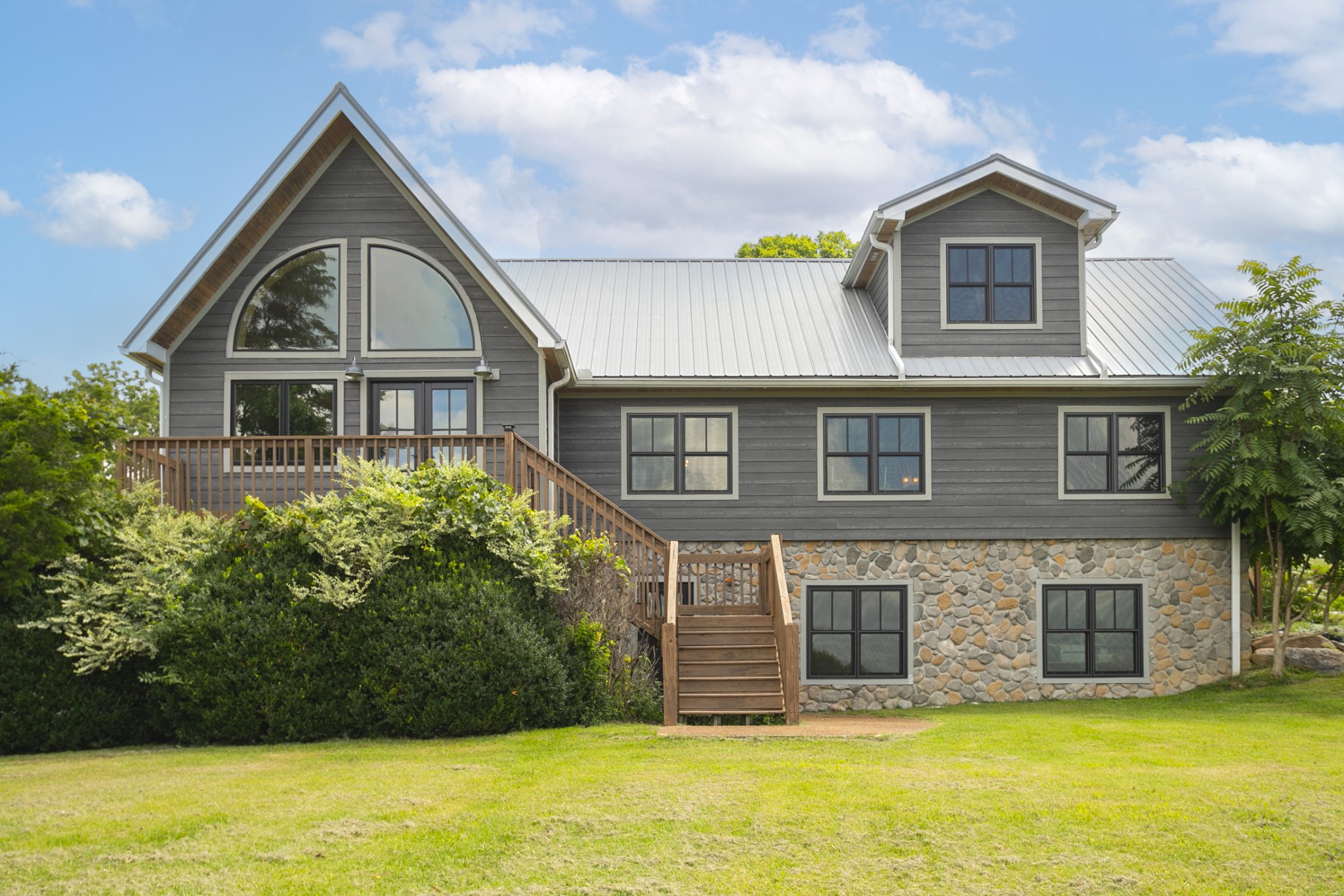 1167 Cranford Hollow Rd