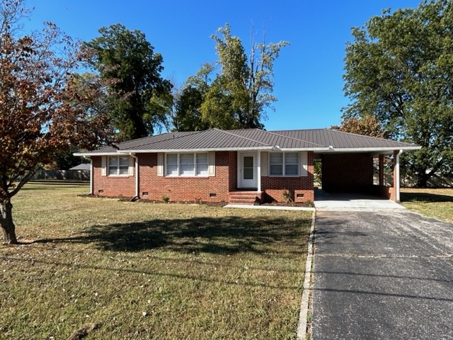 104 Kelly Dr