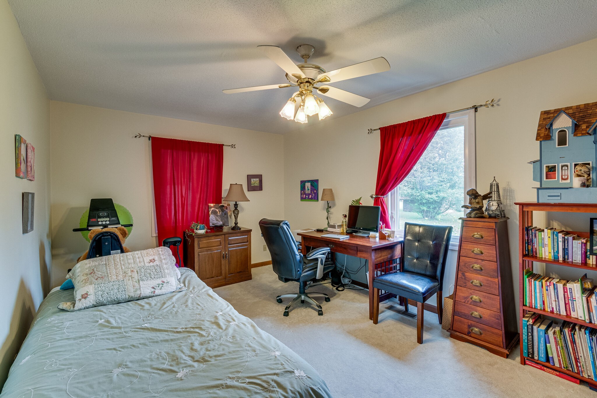 318 Woodland Dr