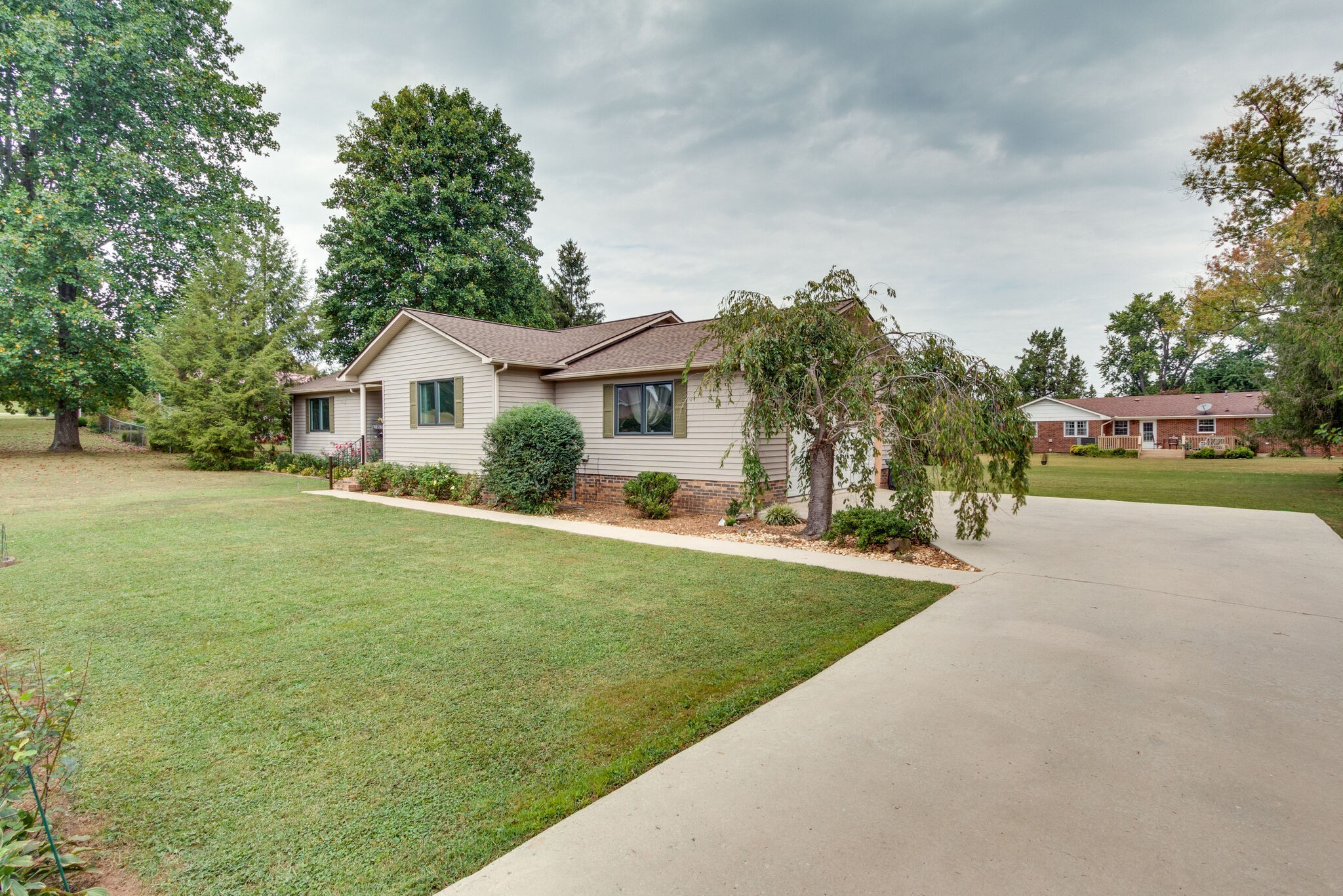 318 Woodland Dr