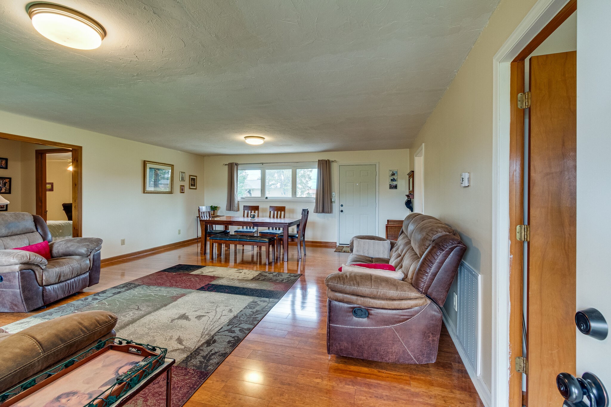 318 Woodland Dr