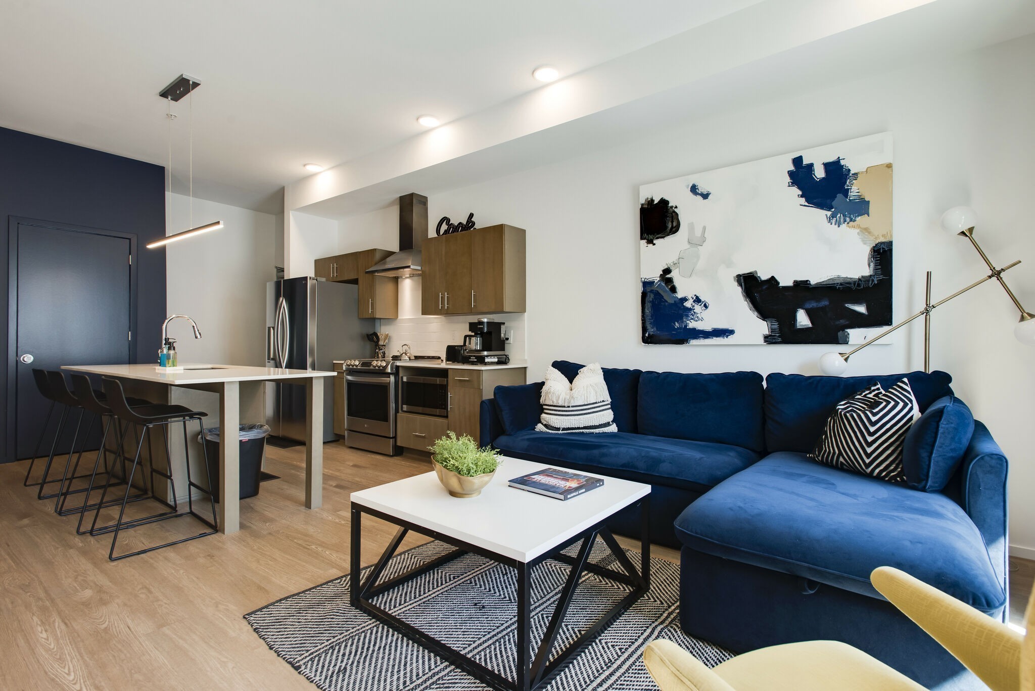 920 South St Unit: 323