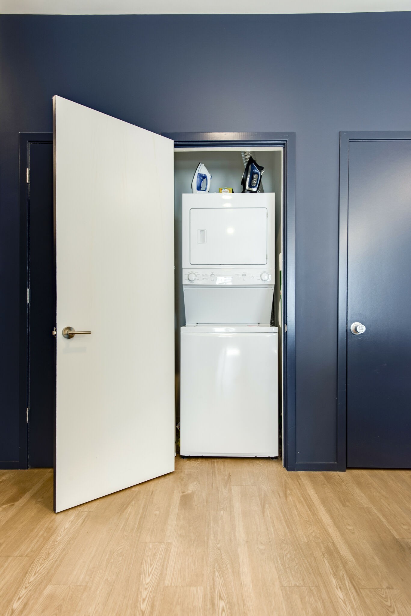 920 South St Unit: 323