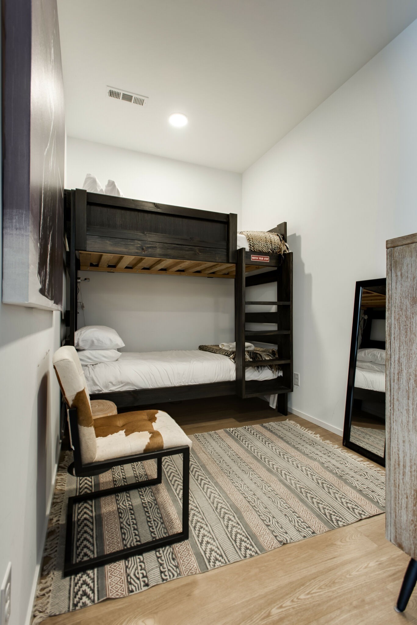 920 South St Unit: 323