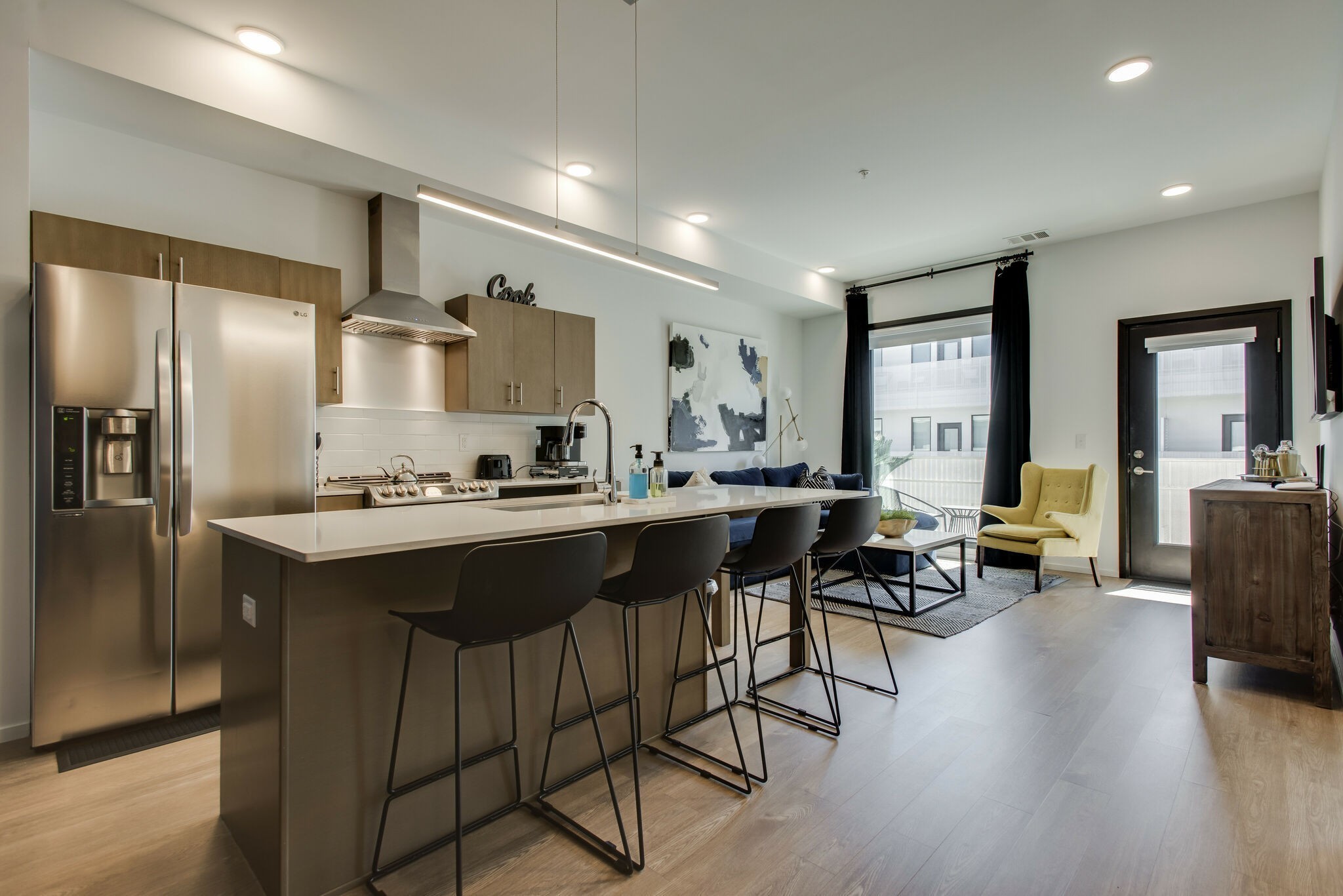 920 South St Unit: 323