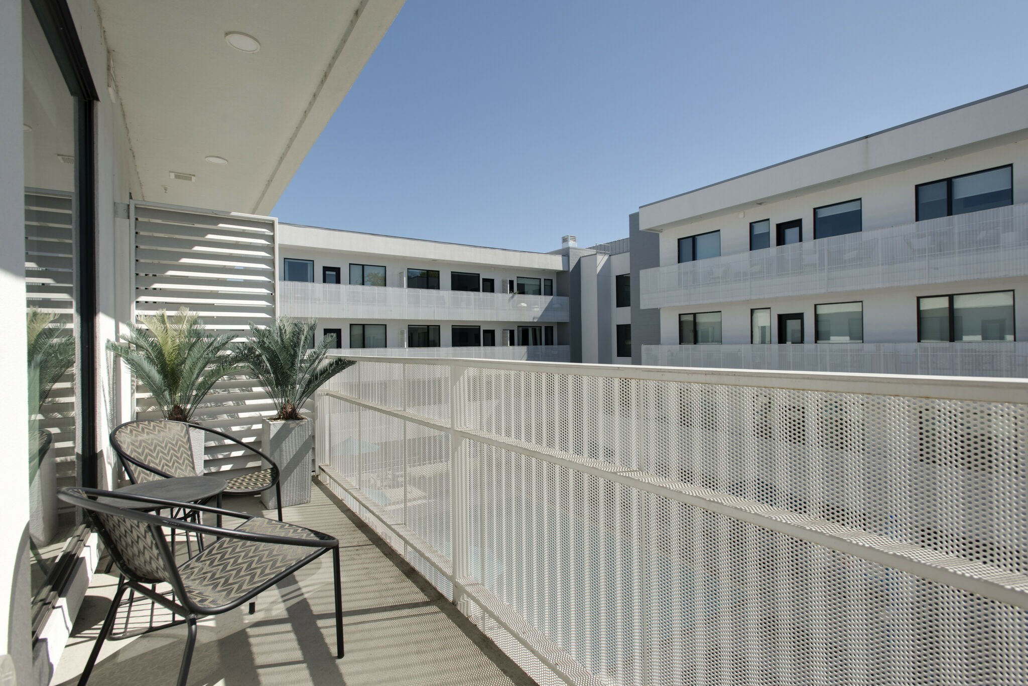 920 South St Unit: 323