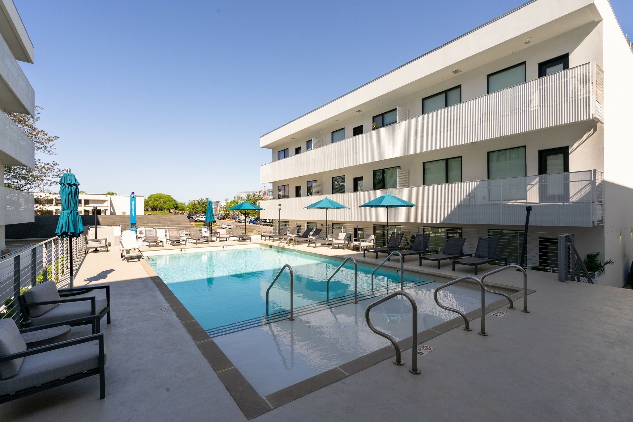920 South St Unit: 323