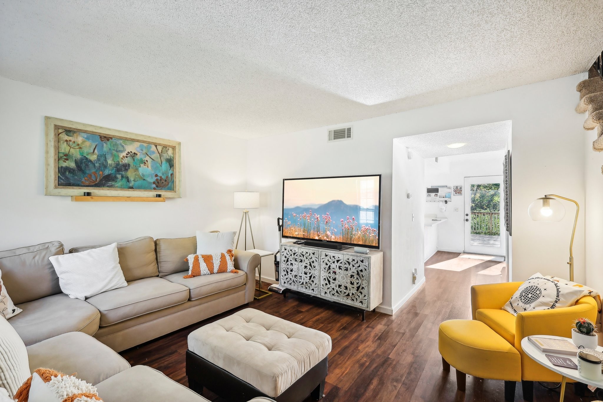 357 Huntington Ridge Dr